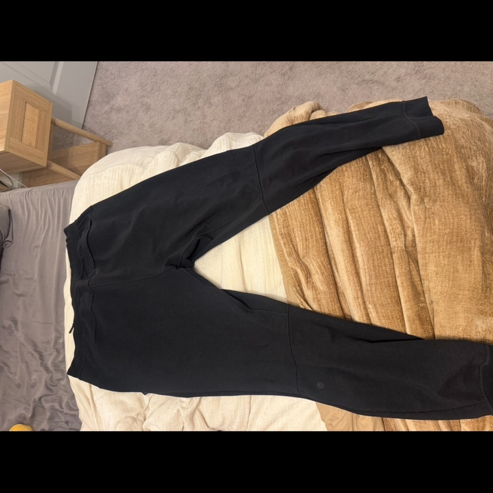 lululemon athletica Black Sweatpants - Picture 2 of 2
